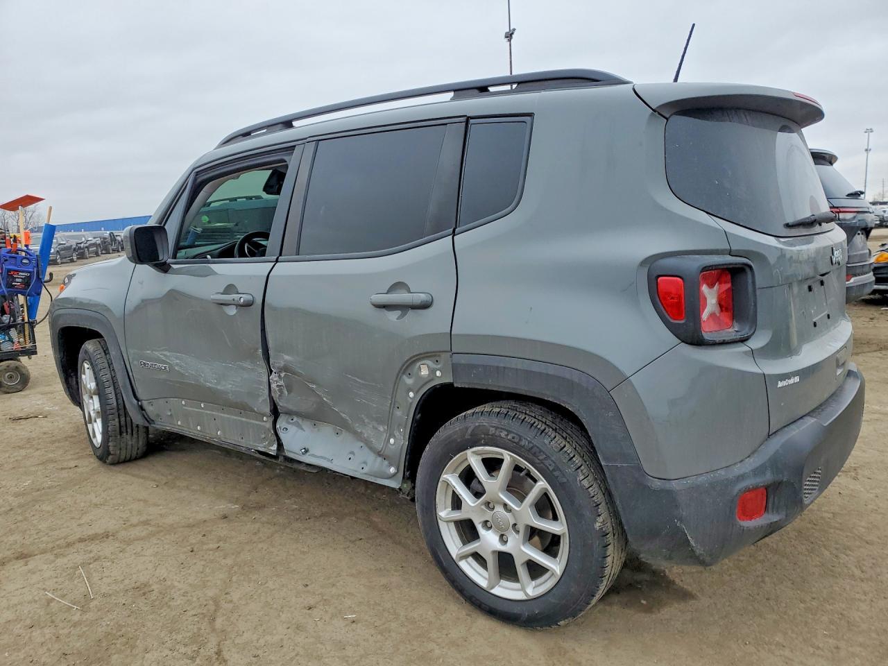 2020 Jeep Renegade Latitude - Фото 2