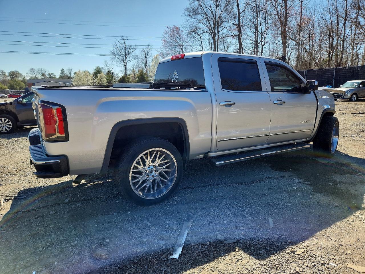 2018 GMC Sierra K1500 Slt - Image 3