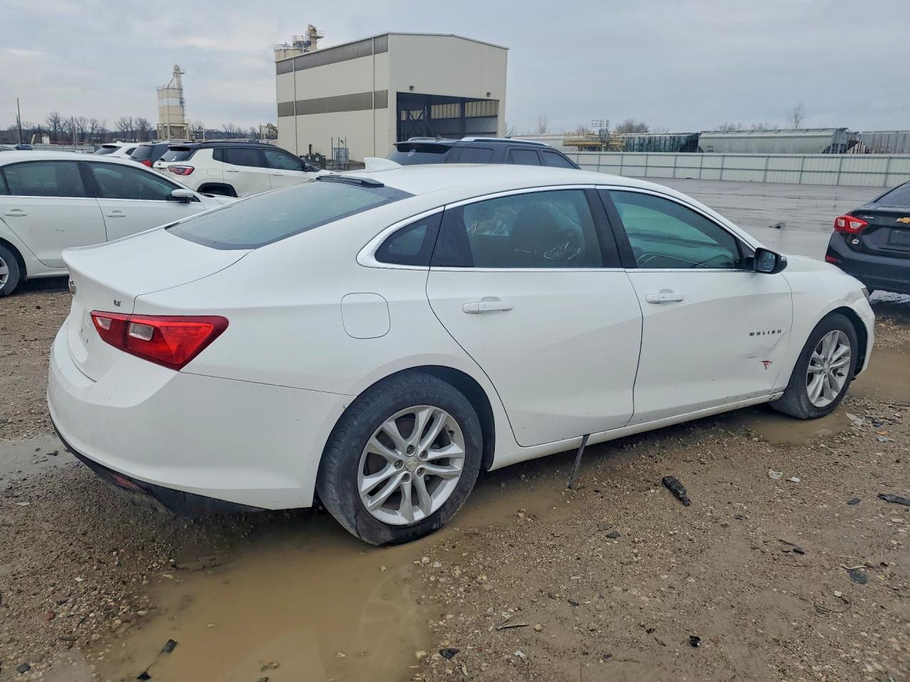 2017 Chevrolet Malibu Lt - Image 3