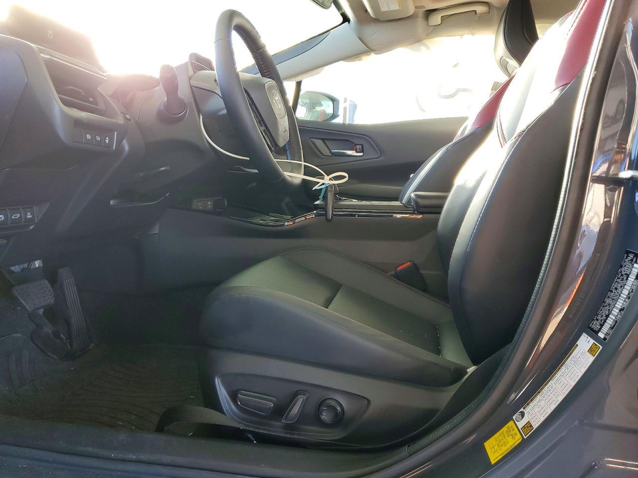 2023 Toyota Prius Prime Xse Premium - Image 7