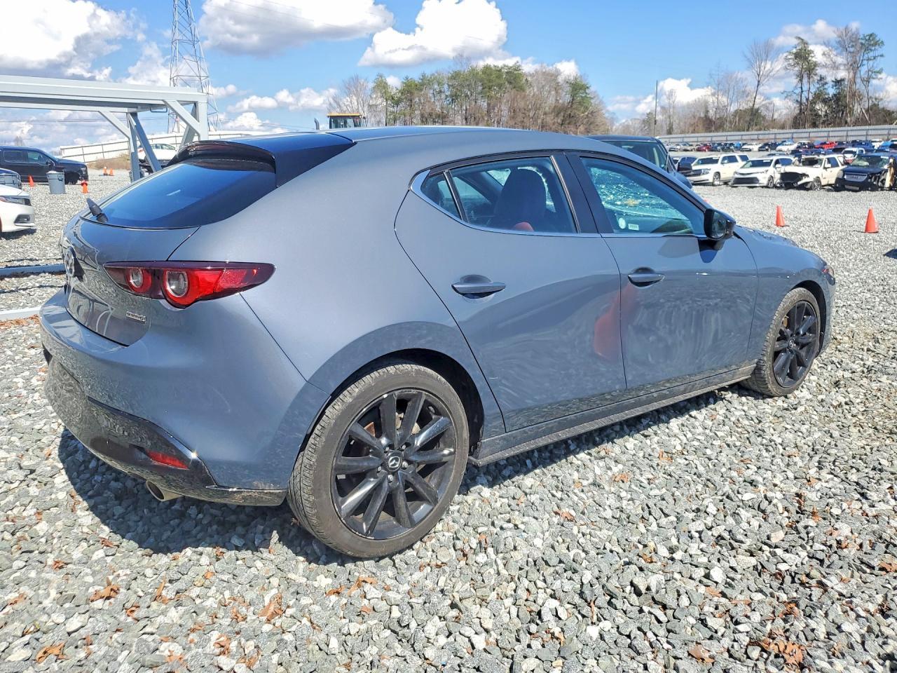 2024 Mazda 3 Preferred - Фото 3