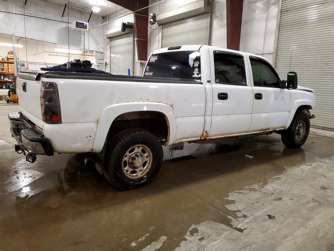 2005 Chevrolet Silverado K2500 Heavy Duty - Фото 3