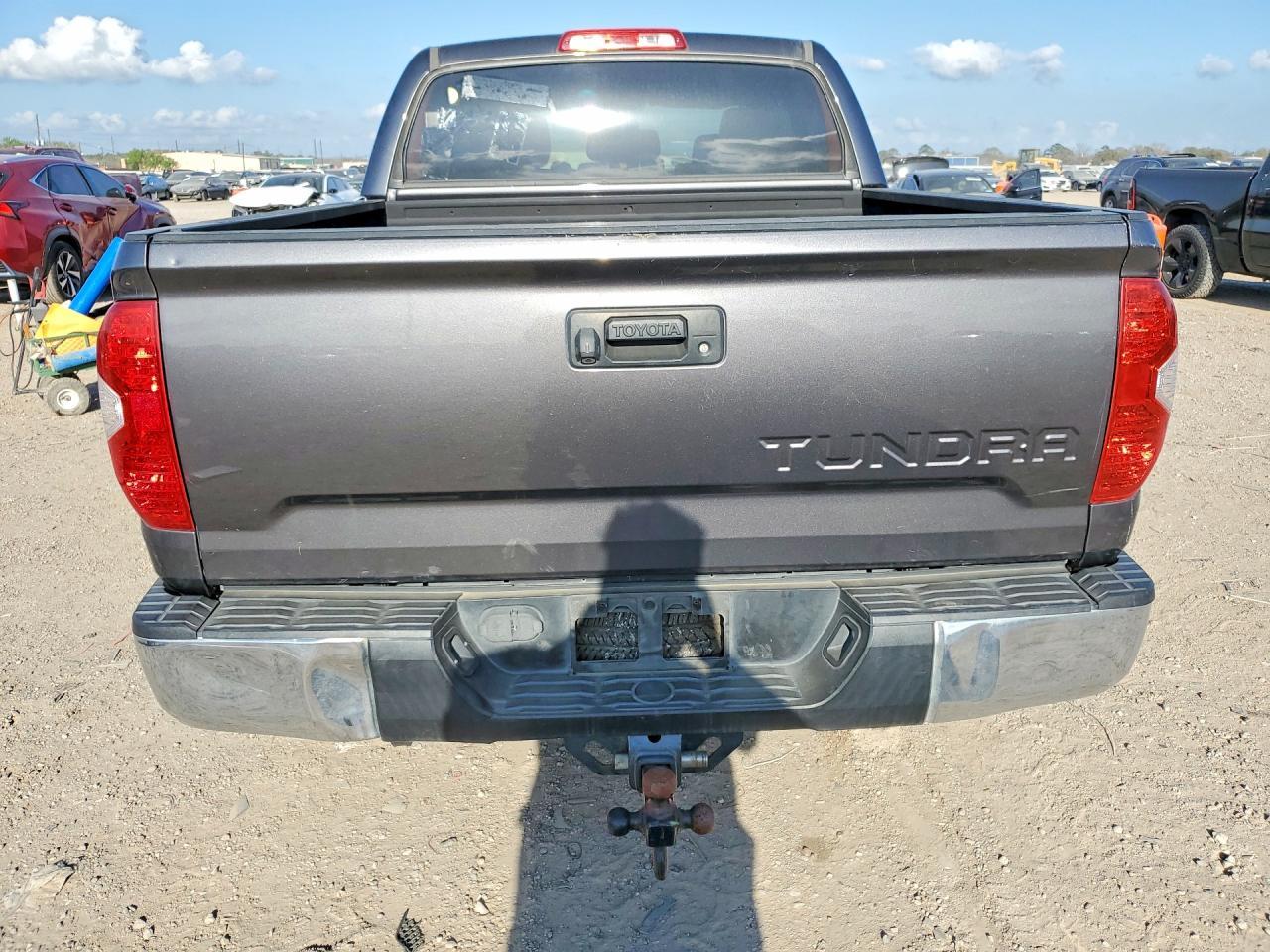 2017 Toyota Tundra Sr5 4.6L V8 - Image 6