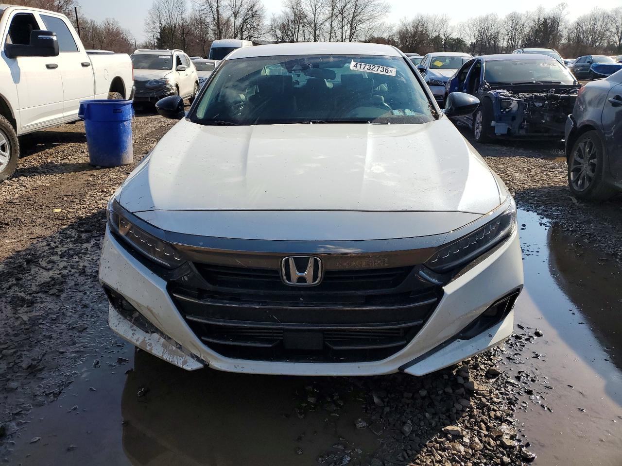 2022 Honda Accord Sport Se - Image 5