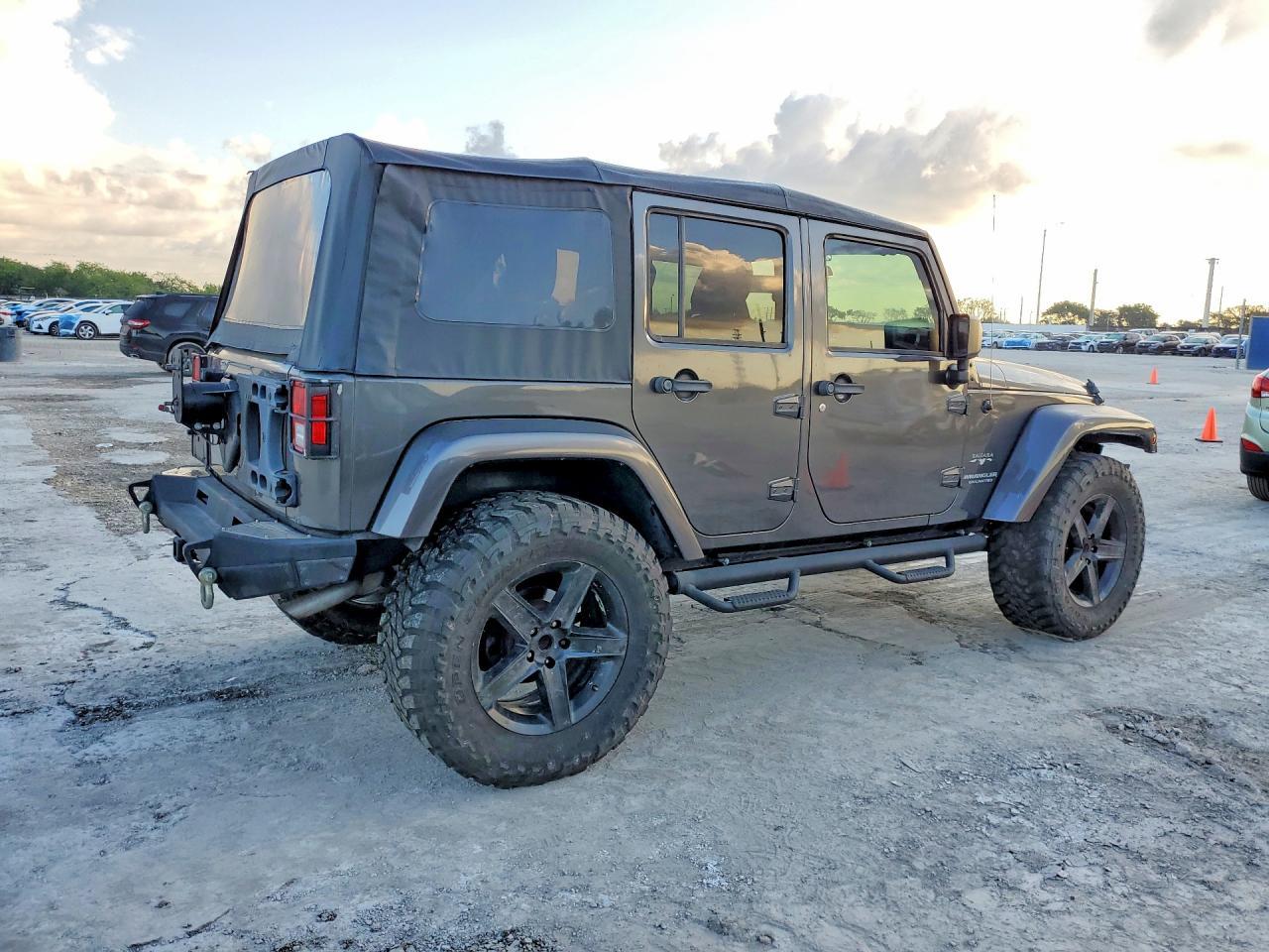 2016 Jeep Wranger - Фото 3