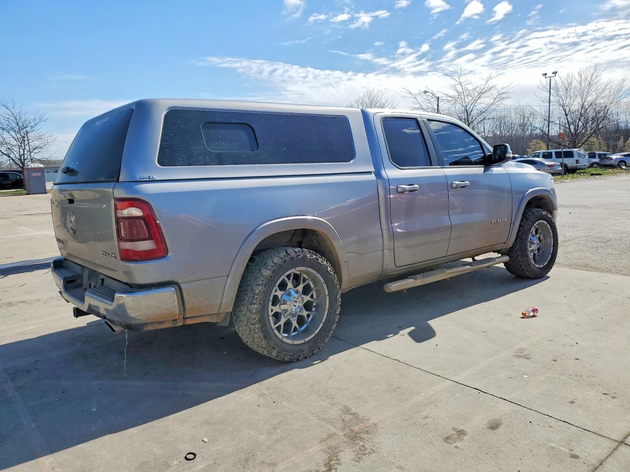 2019 Ram 1500 Laramie - Фото 3