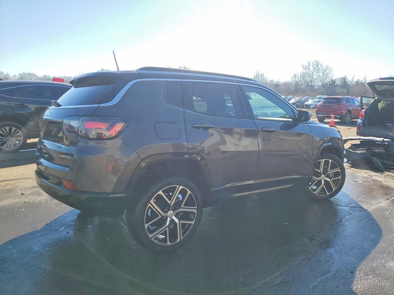 2024 Jeep Compass Limited - Фото 3