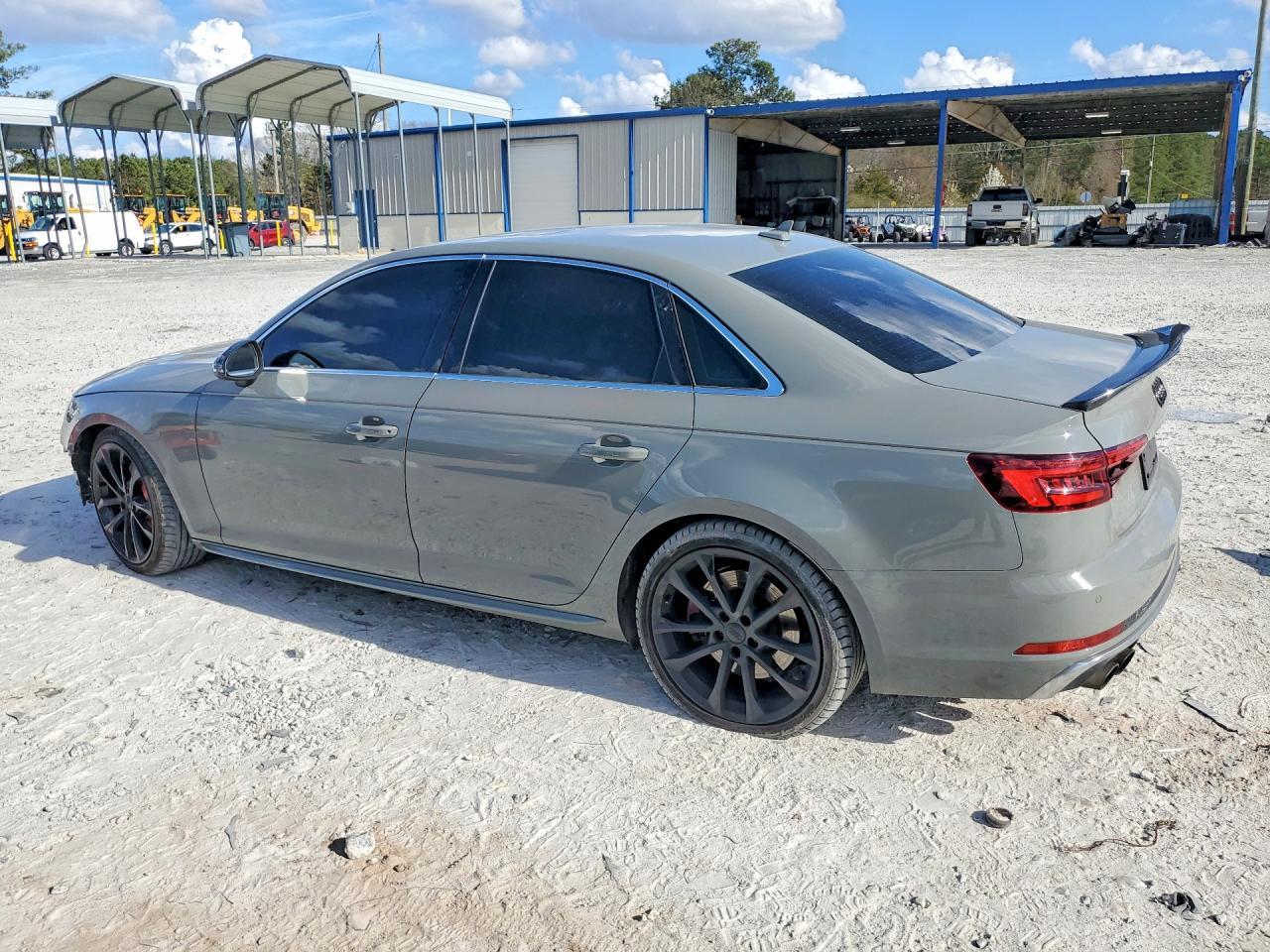 2019 Audi S4 Prestige - Фото 2
