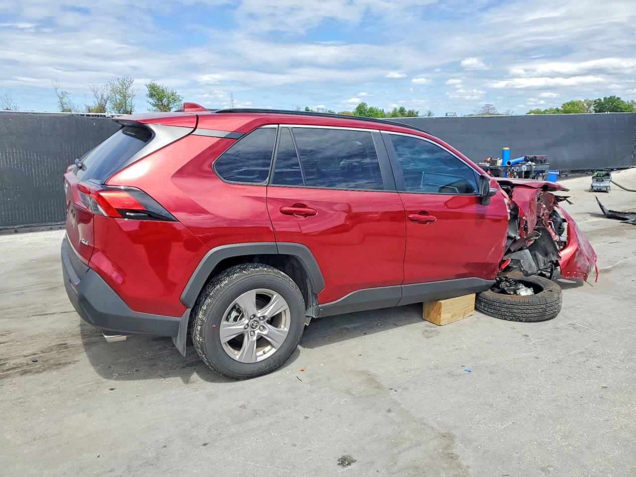 2025 Toyota Rav4 Xle - Фото 3