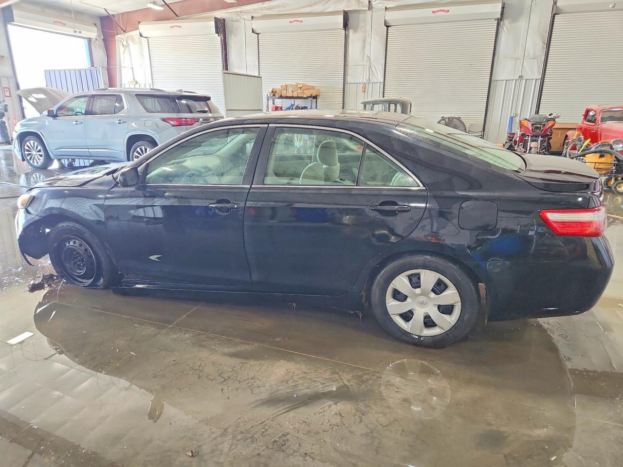2007 Toyota Camry Ce - Фото 2