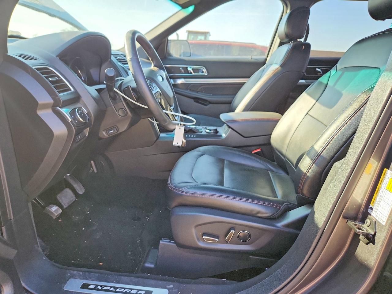 2016 Ford Explorer - Фото 7