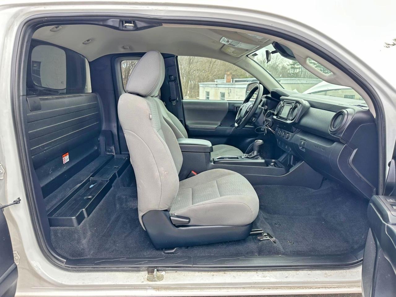 2019 Toyota Tacoma Sr - Фото 6