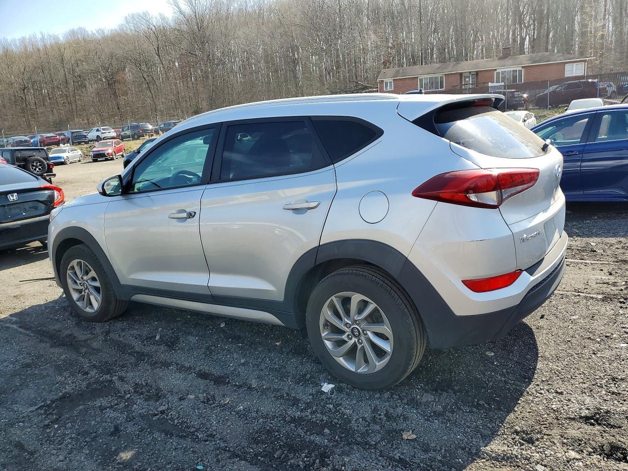 2017 Hyundai Tucson Se - Фото 2