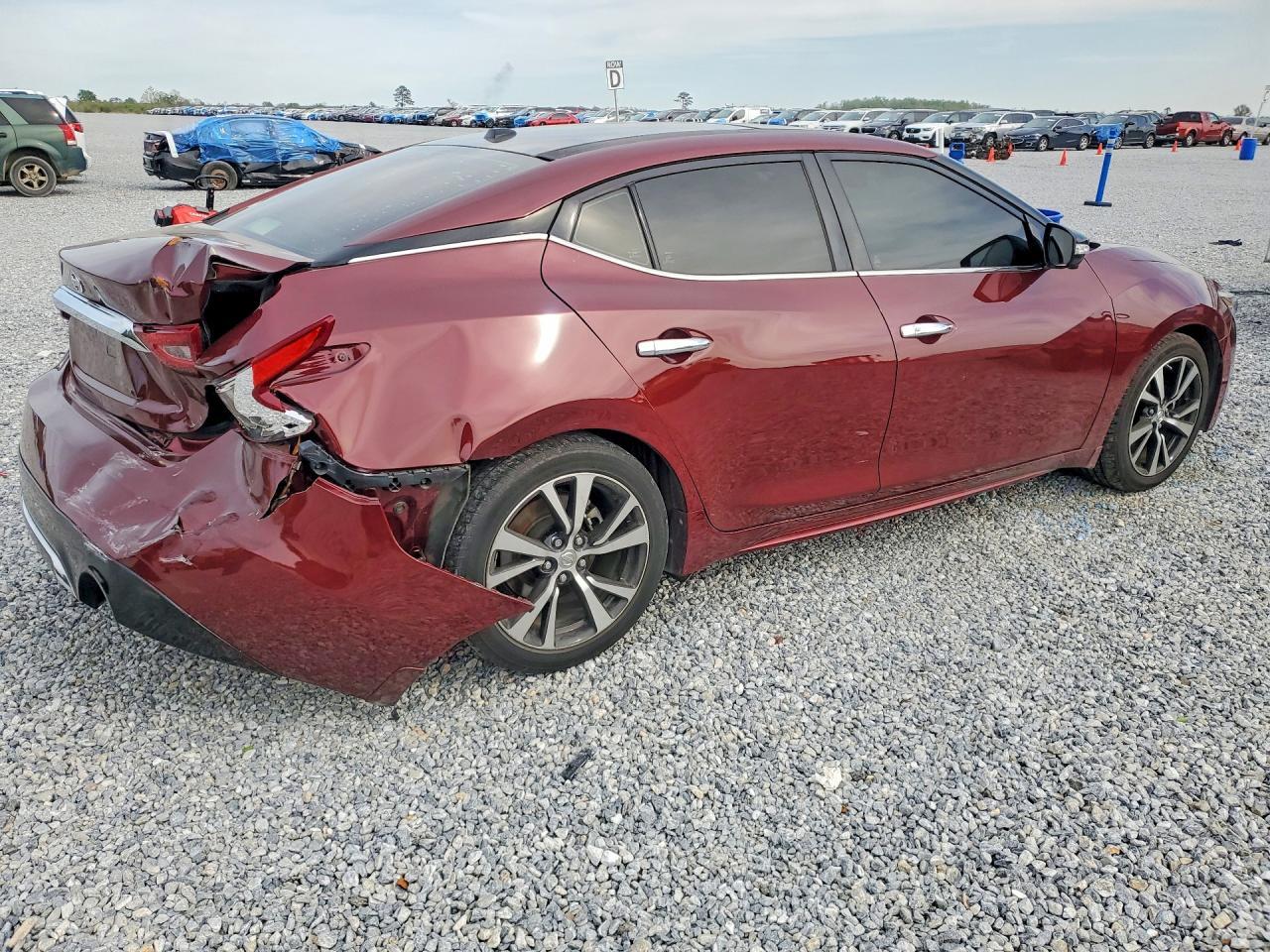 2018 Nissan Maxima Platinum - Image 3
