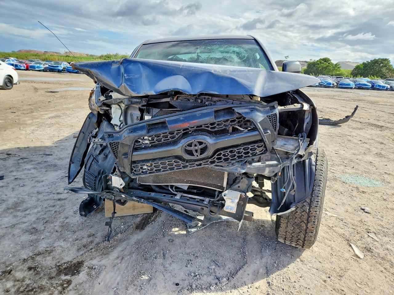 2011 Toyota Tacoma Prerunner V6 - Image 5