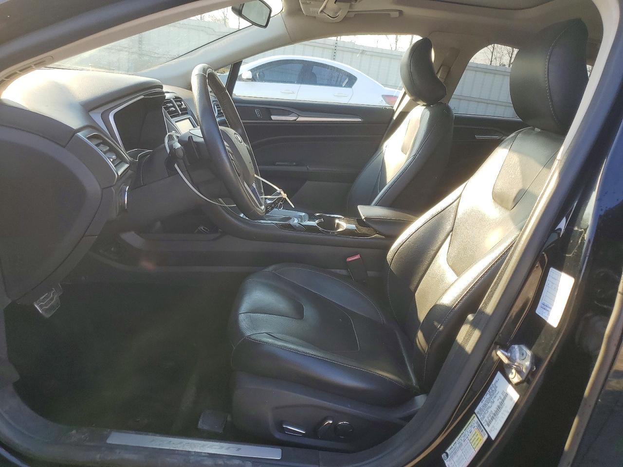 2016 Ford Fusion Titanium - Image 7