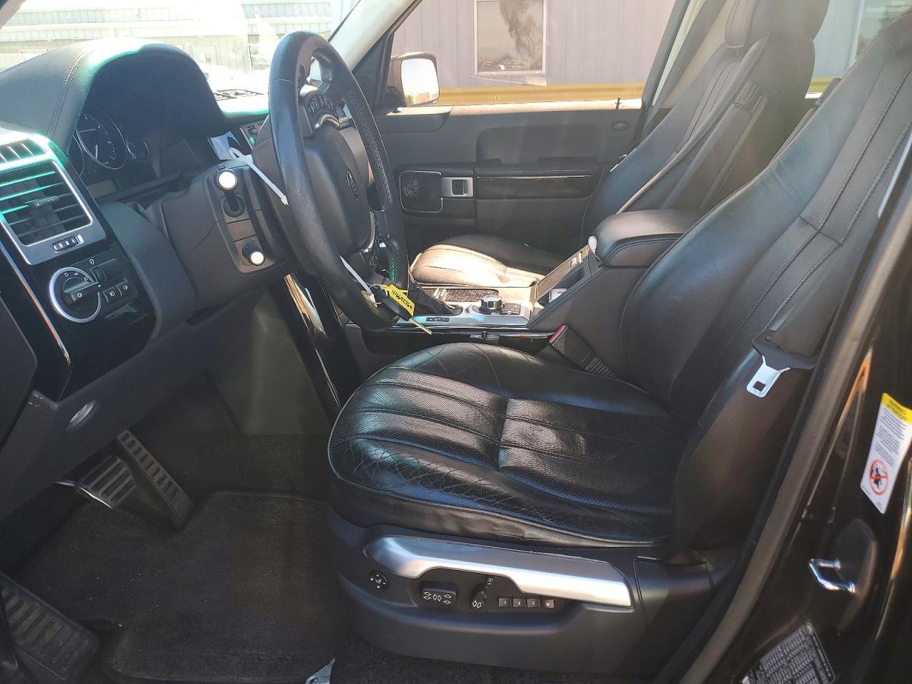 2008 Land Rover Range Rover Supercharged - Image 7