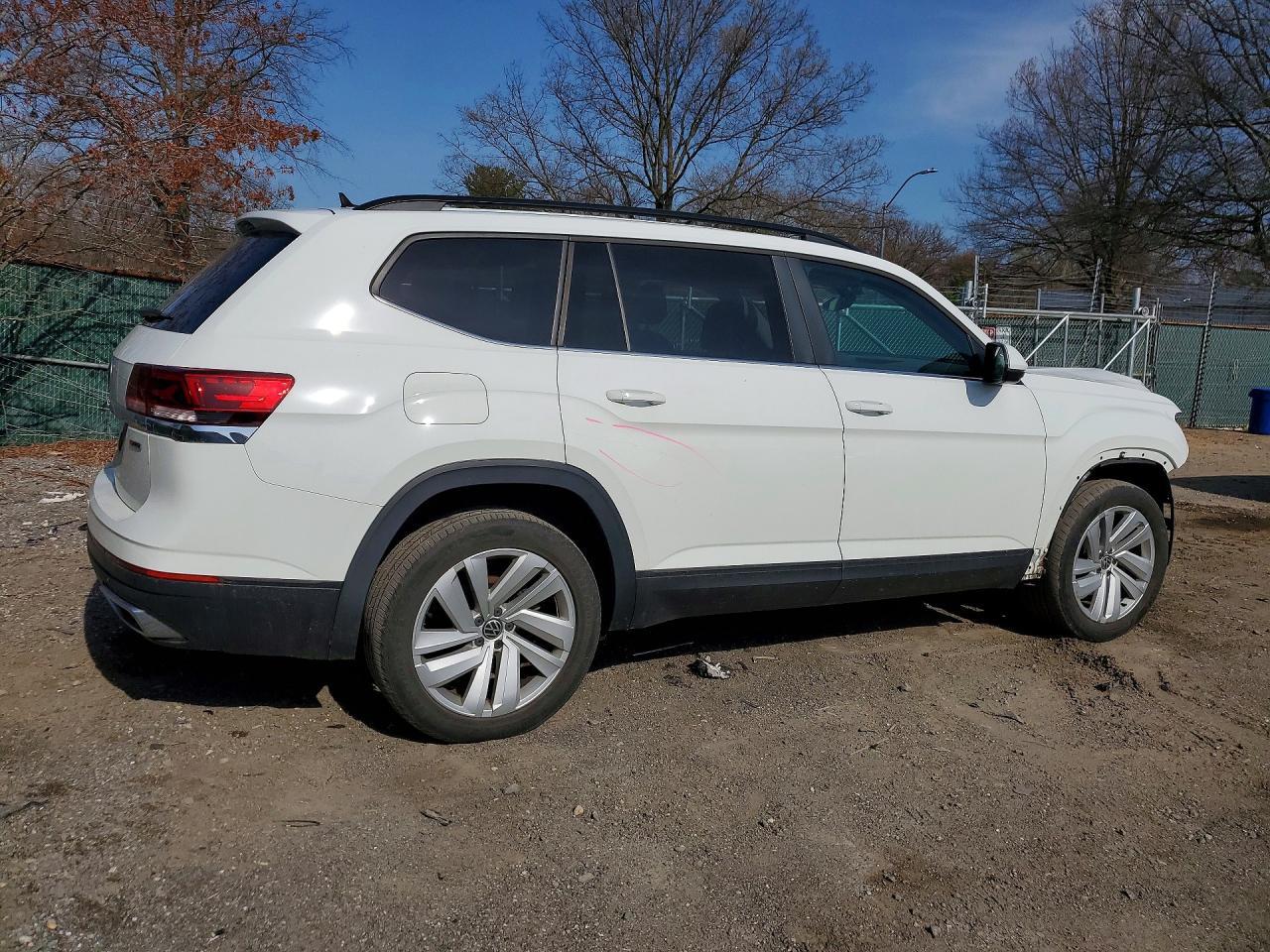 2021 Volkswagen Atlas Se - Фото 3