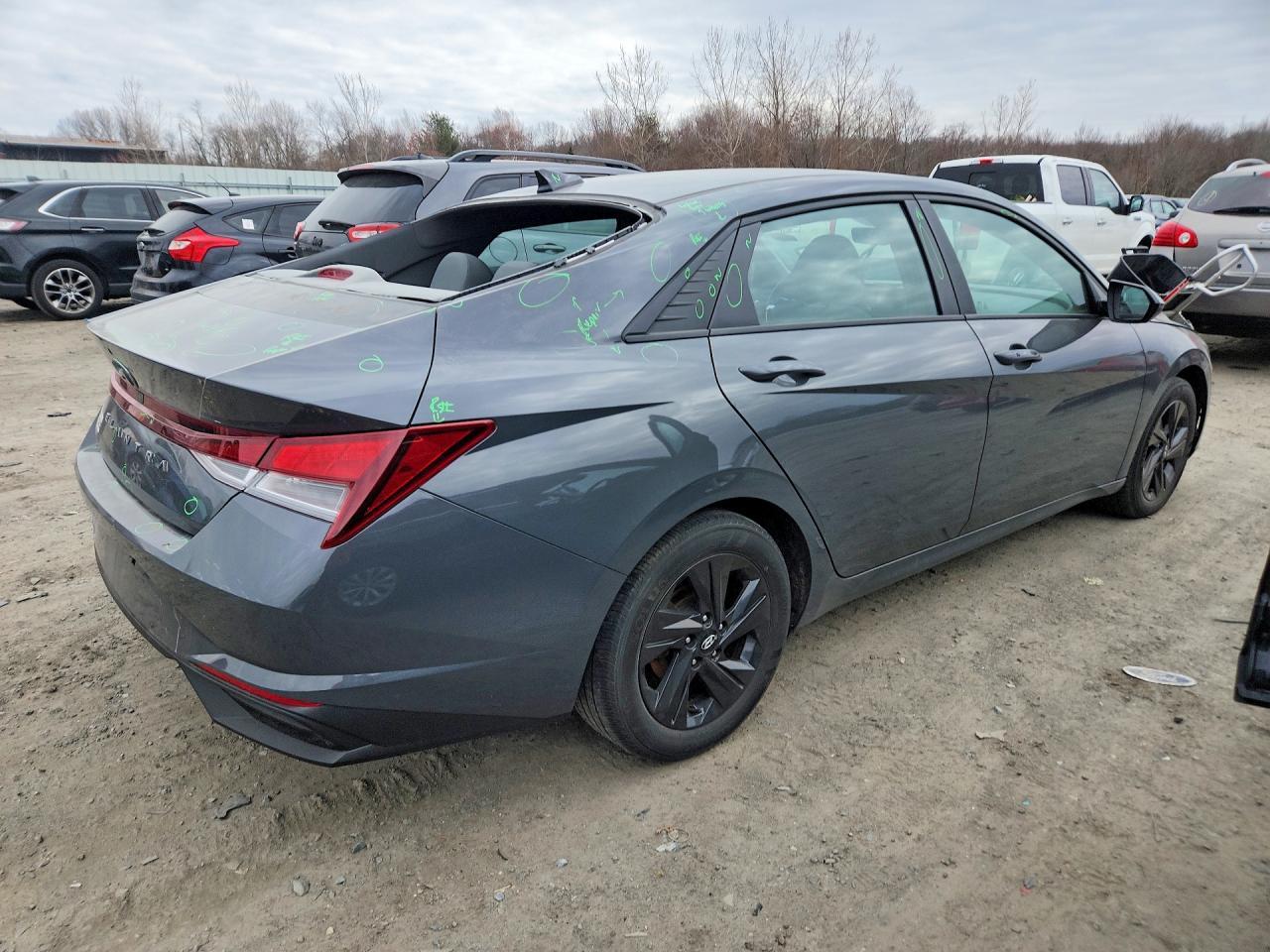2023 Hyundai Elantra Sel - Фото 3