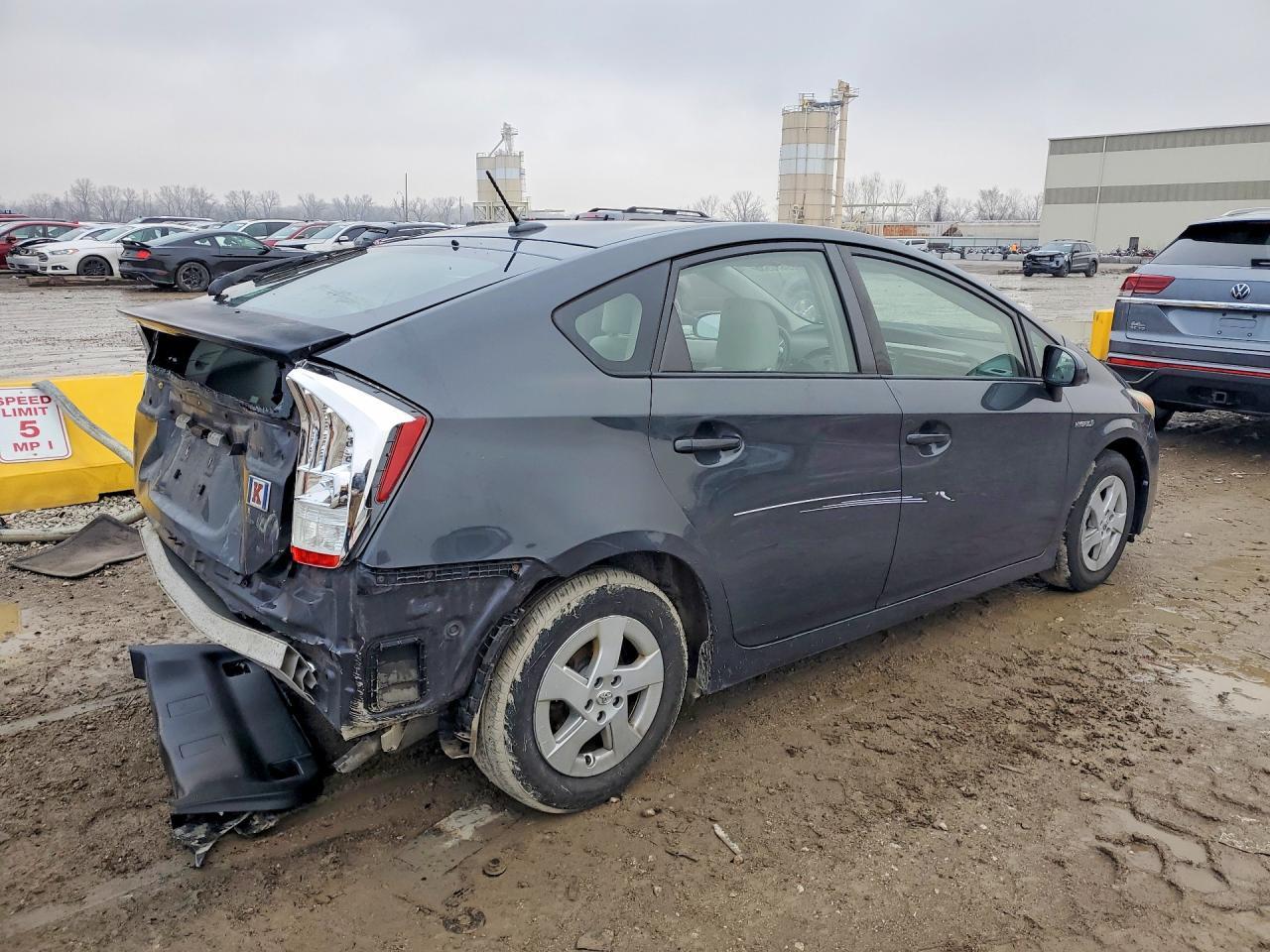 2010 Toyota Prius Iii - Фото 3