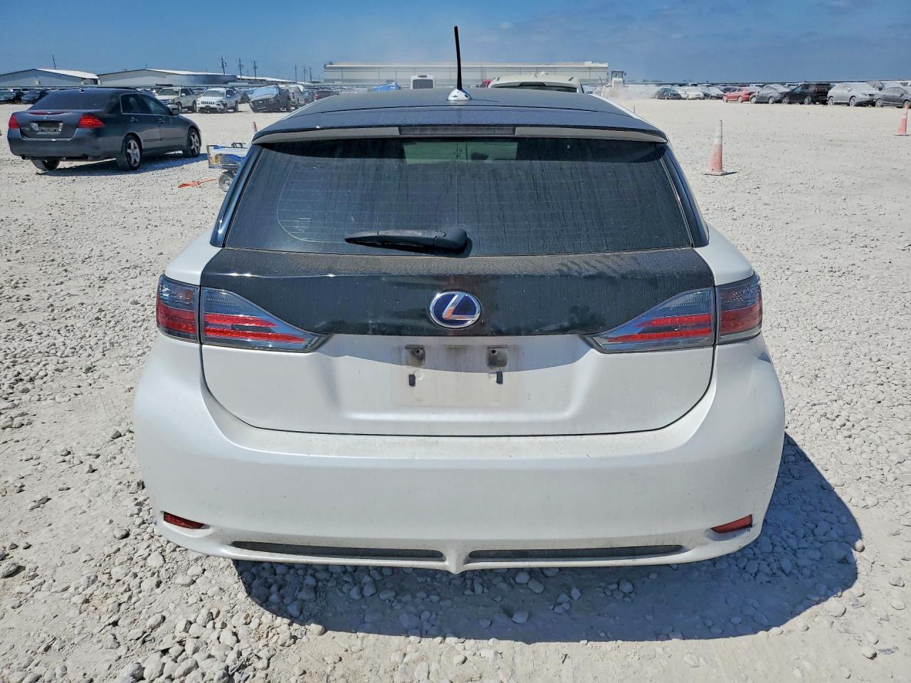 2012 Lexus Ct 200H Premium - Image 6