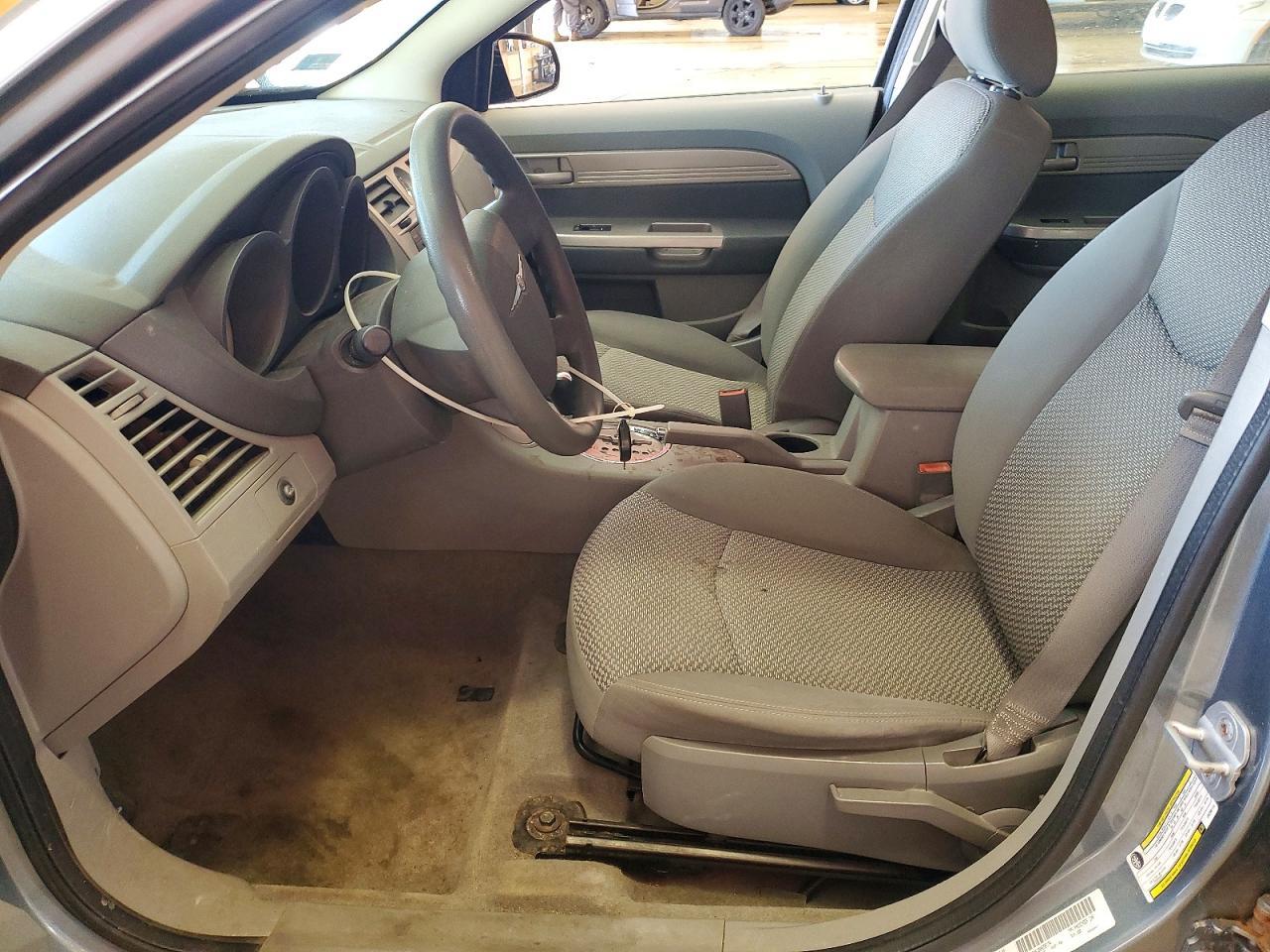 2008 Chrysler Sebring - Image 7