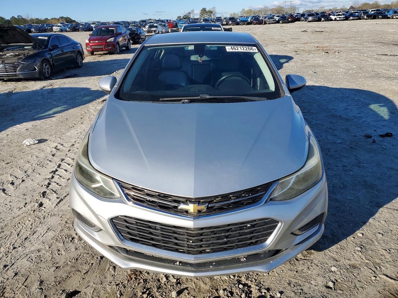 2017 Chevrolet Cruze Premier - Image 5