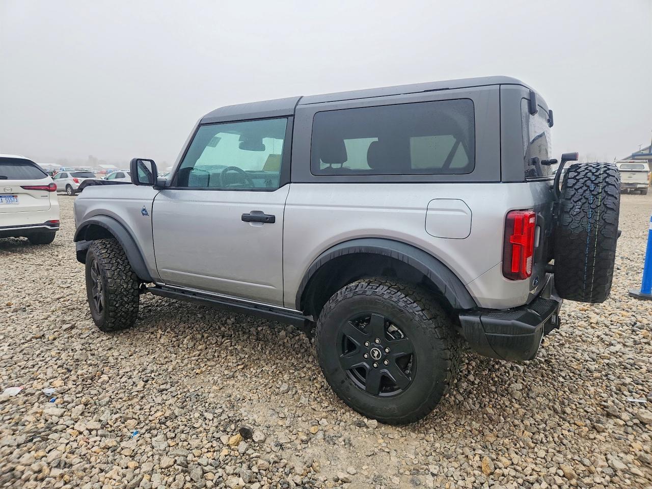2024 Ford Bronco Black Diamond - Фото 2