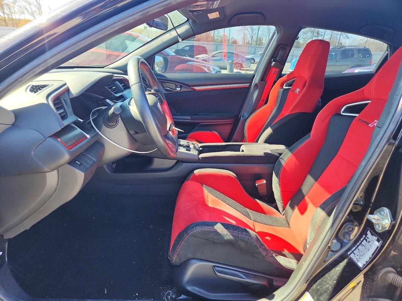 2018 Honda Civic Type-R Touring - Фото 7