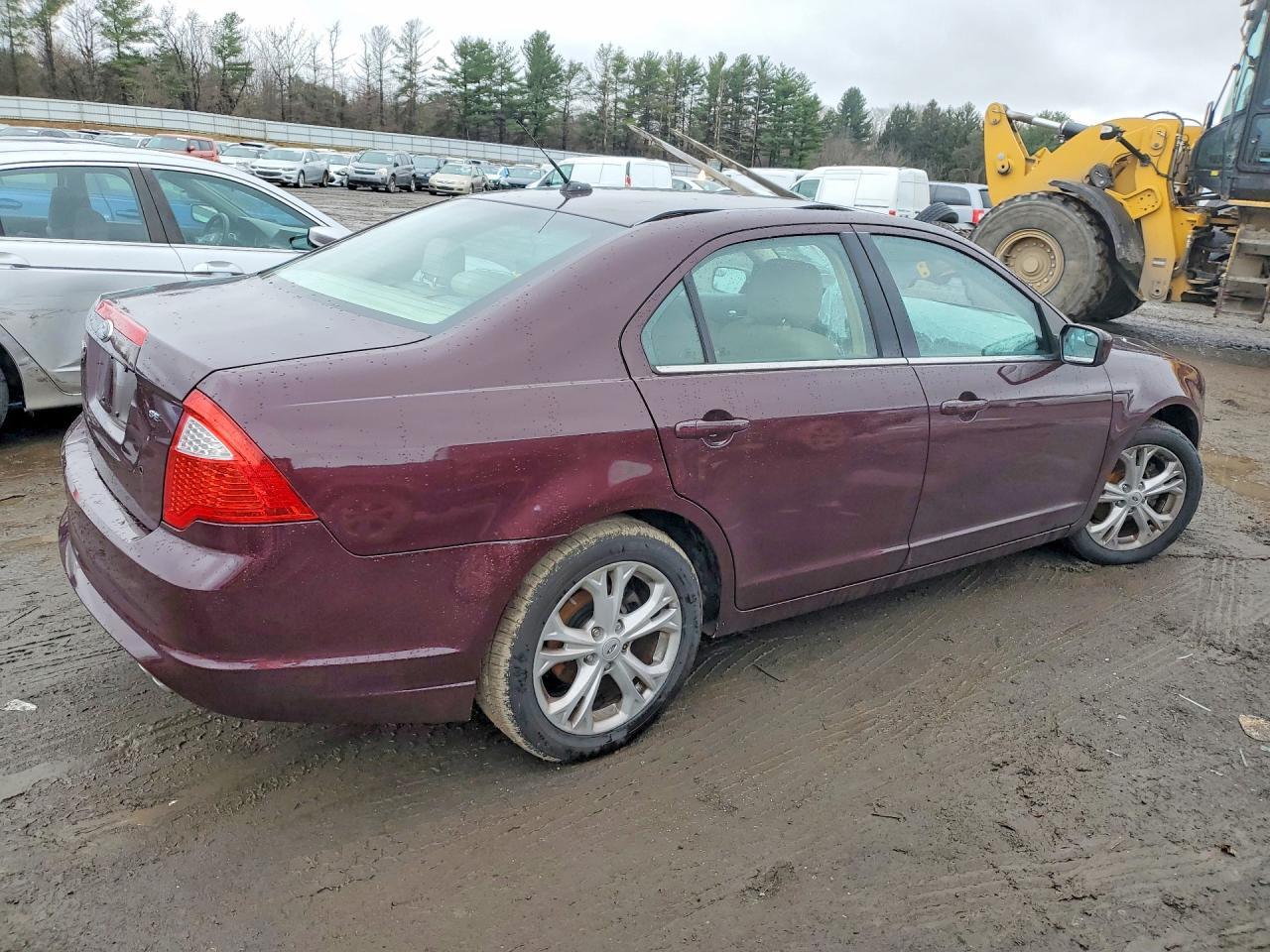 2012 Ford Fusion Se - Фото 3
