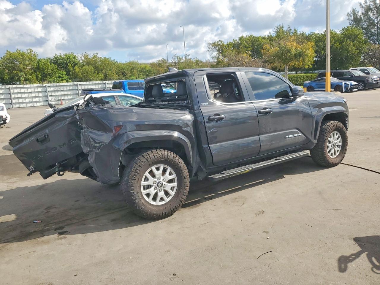 2024 Toyota Tacoma Sr5 - Image 3