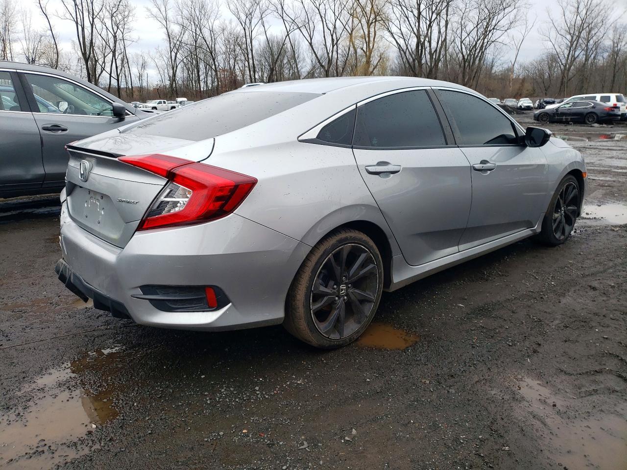 2020 Honda Civic Sport - Фото 3