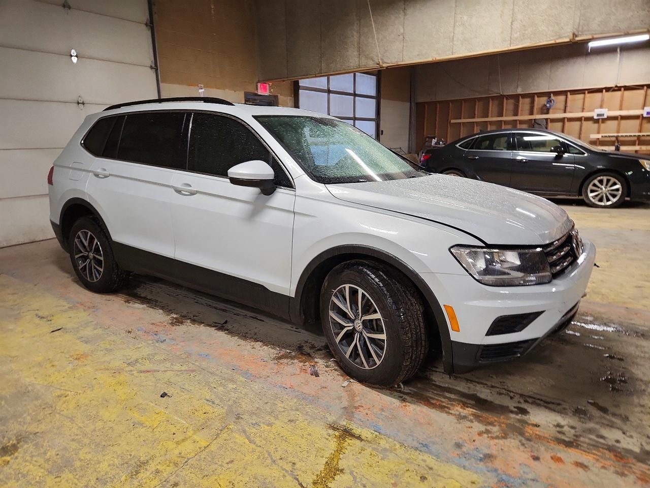 2019 Volkswagen Tiguan Se - Фото 4