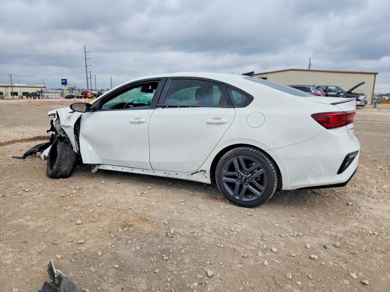 2021 Kia Forte Gt-Line - Image 2