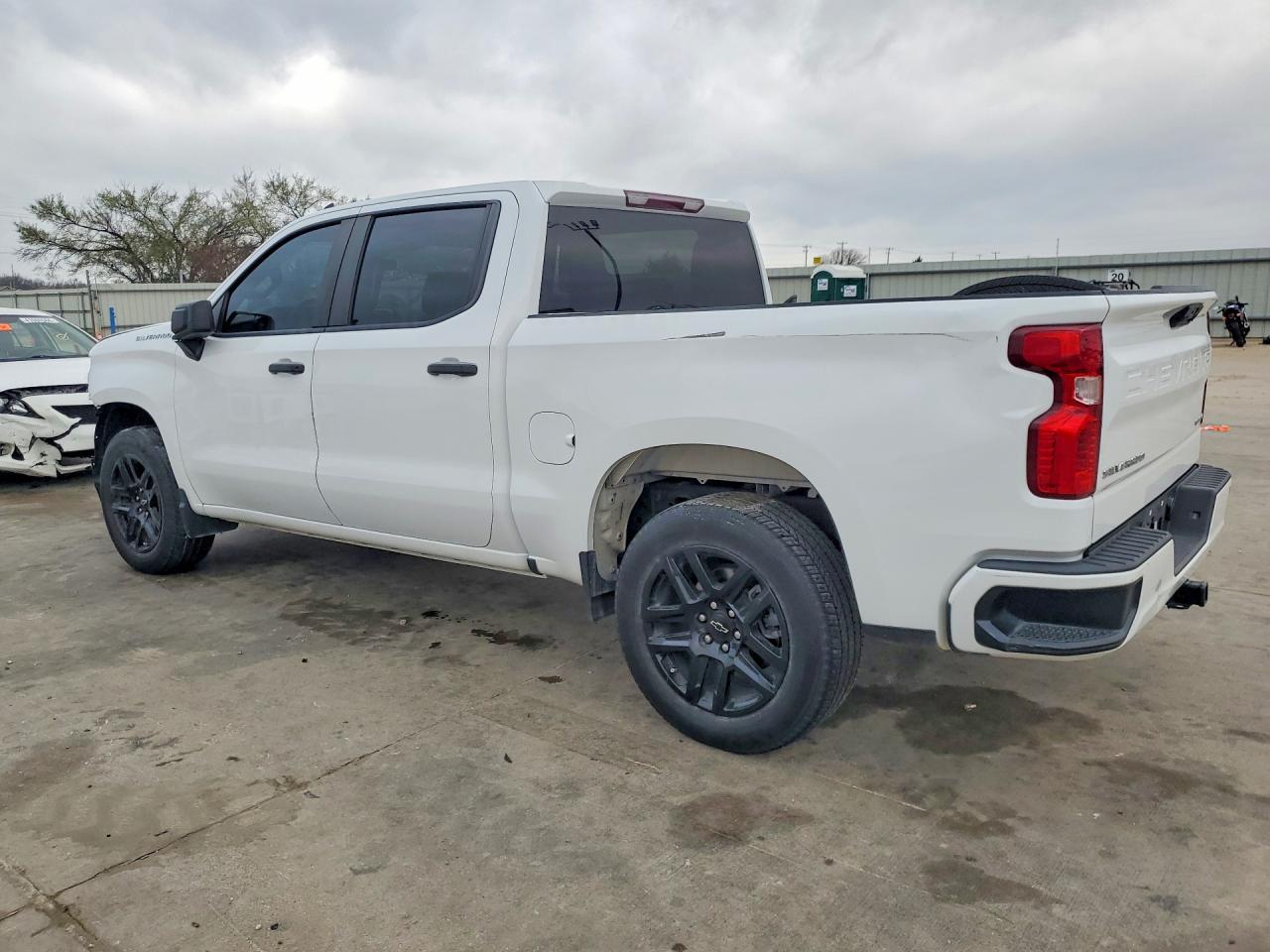 2023 Chevrolet Silverado C1500 Custom - Image 2