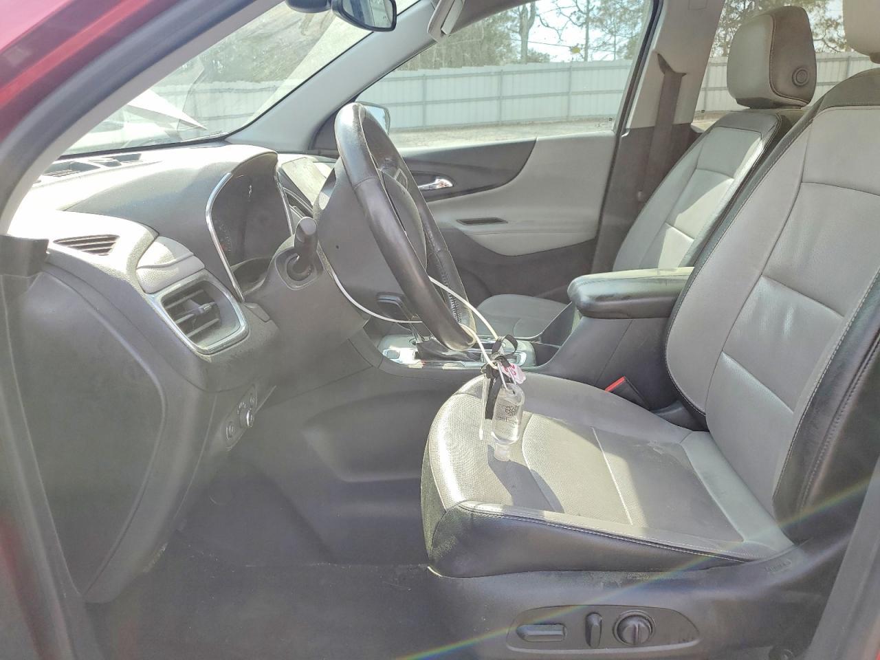 2020 Chevrolet Equinox Premier - Image 7