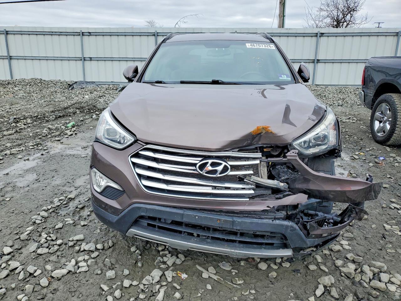 2014 Hyundai Santa Fe Gls - Image 5
