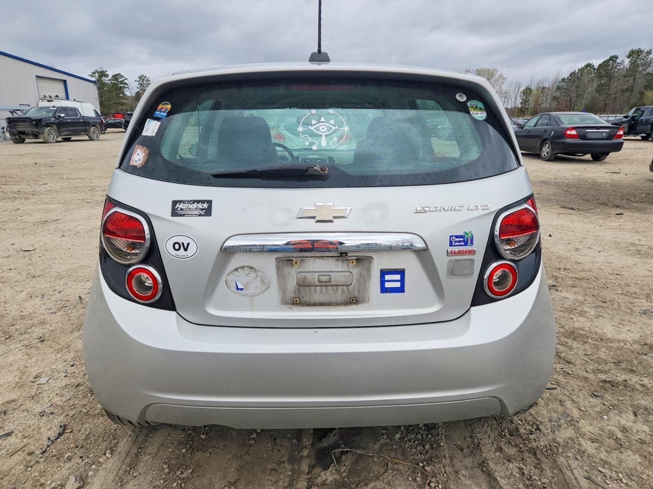 2015 Chevrolet Sonic Ltz - Фото 6