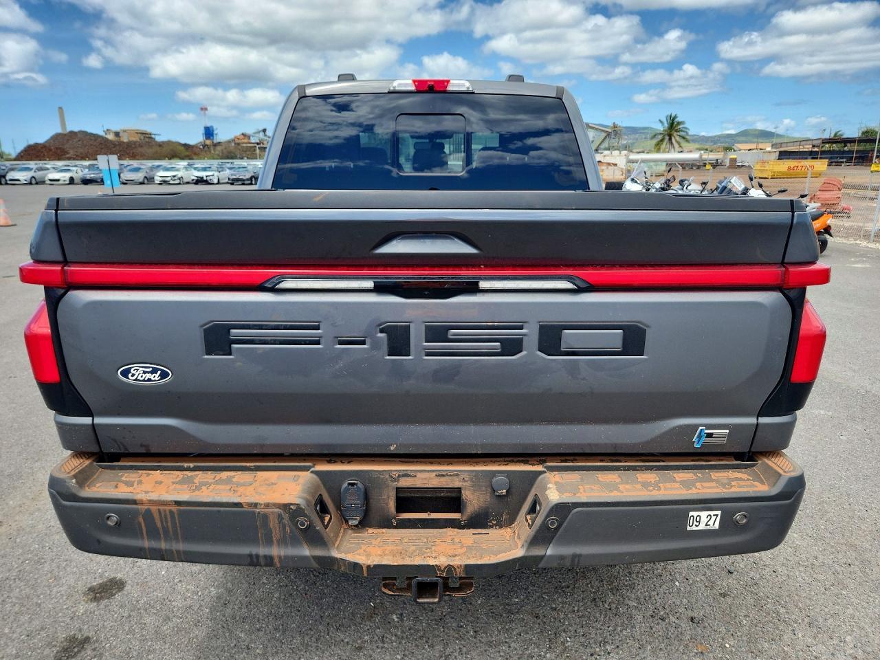 2025 Ford F150 Lightning Lariat - Фото 6