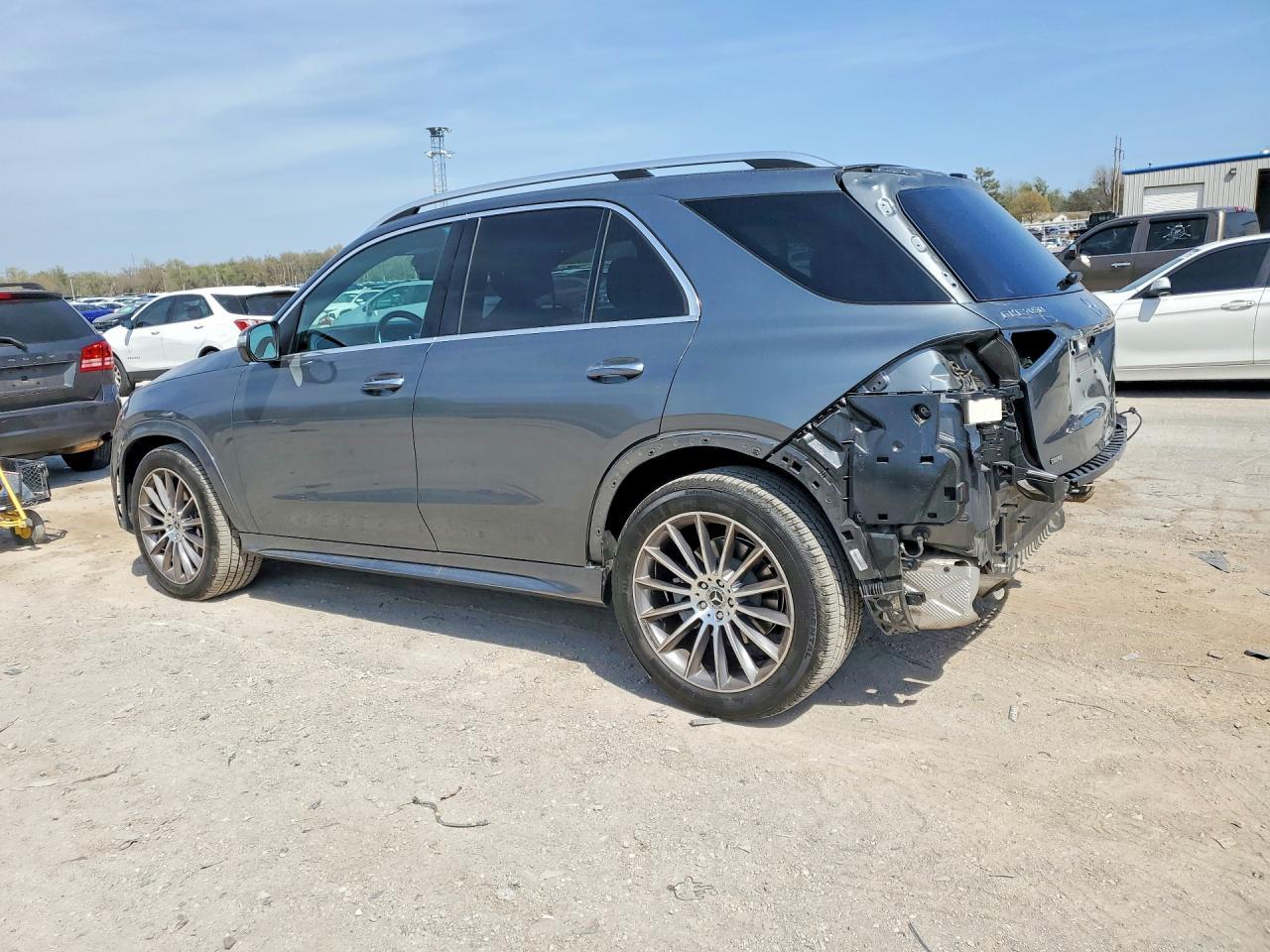 2022 Mercedes-Benz Gle 450 4Matic - Image 2
