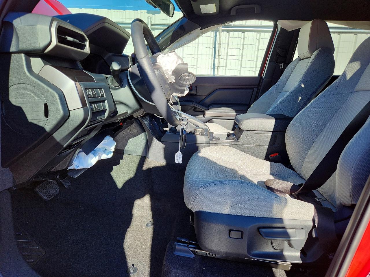 2025 Toyota 4Runner Sr5 - Image 7