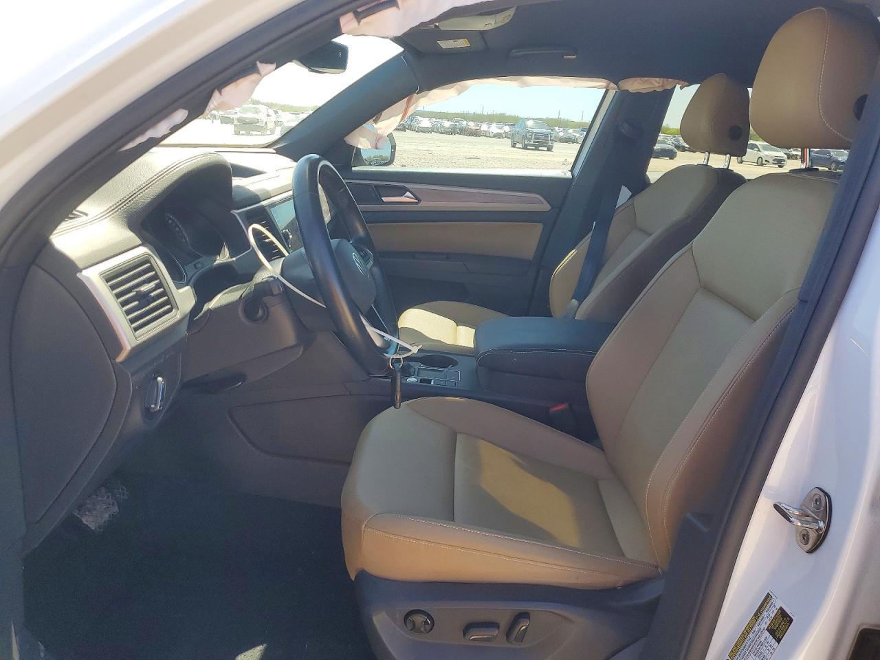 2020 Volkswagen Atlas Cross Sport Se - Image 7