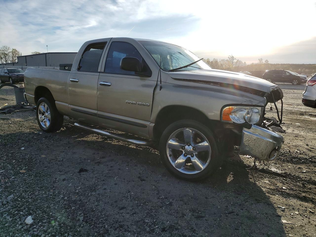 2002 Dodge Ram 1500 - Фото 4