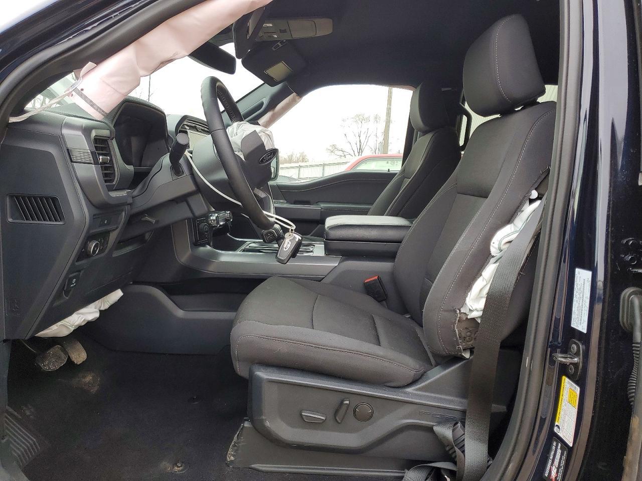 2025 Ford F150 Xlt - Image 7