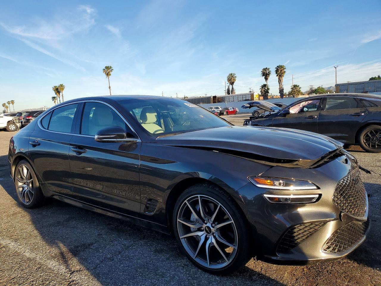 2025 Genesis G70 Base - Image 4
