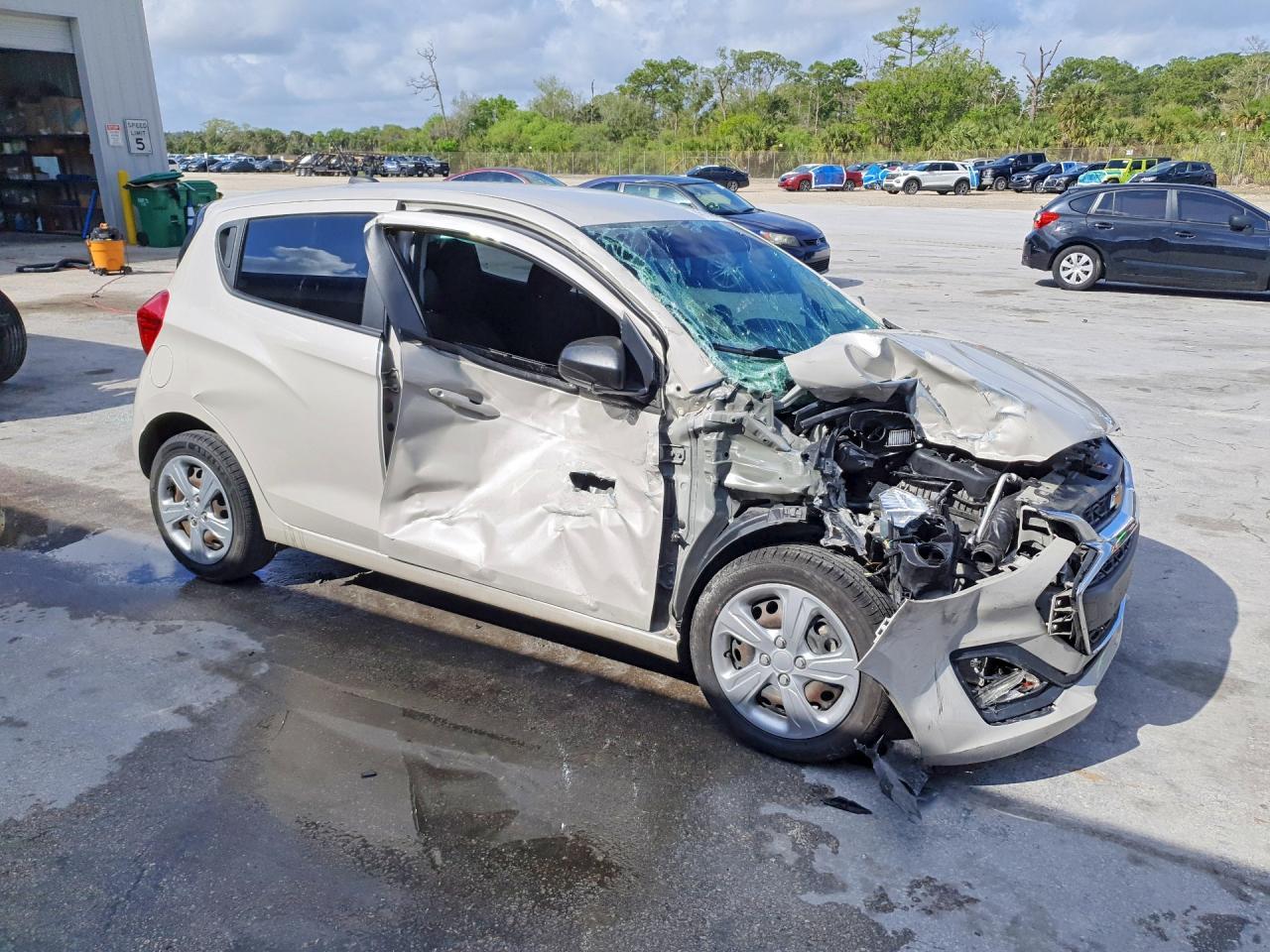 2021 Chevrolet Spark Ls - Фото 4