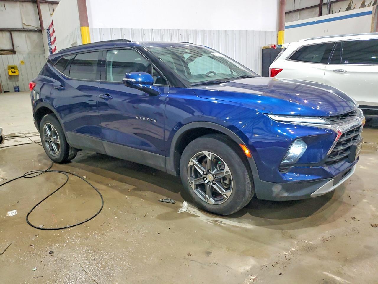 2023 Chevrolet Blazer 3Lt - Фото 4