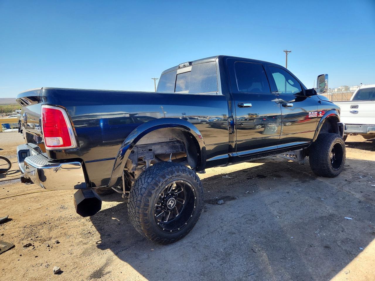 2018 Ram 2500 Laramie - Image 3