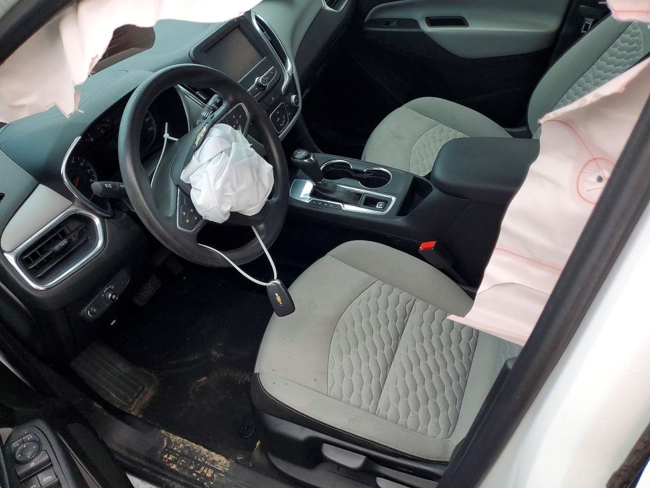 2018 Chevrolet Equinox Ls - Image 7