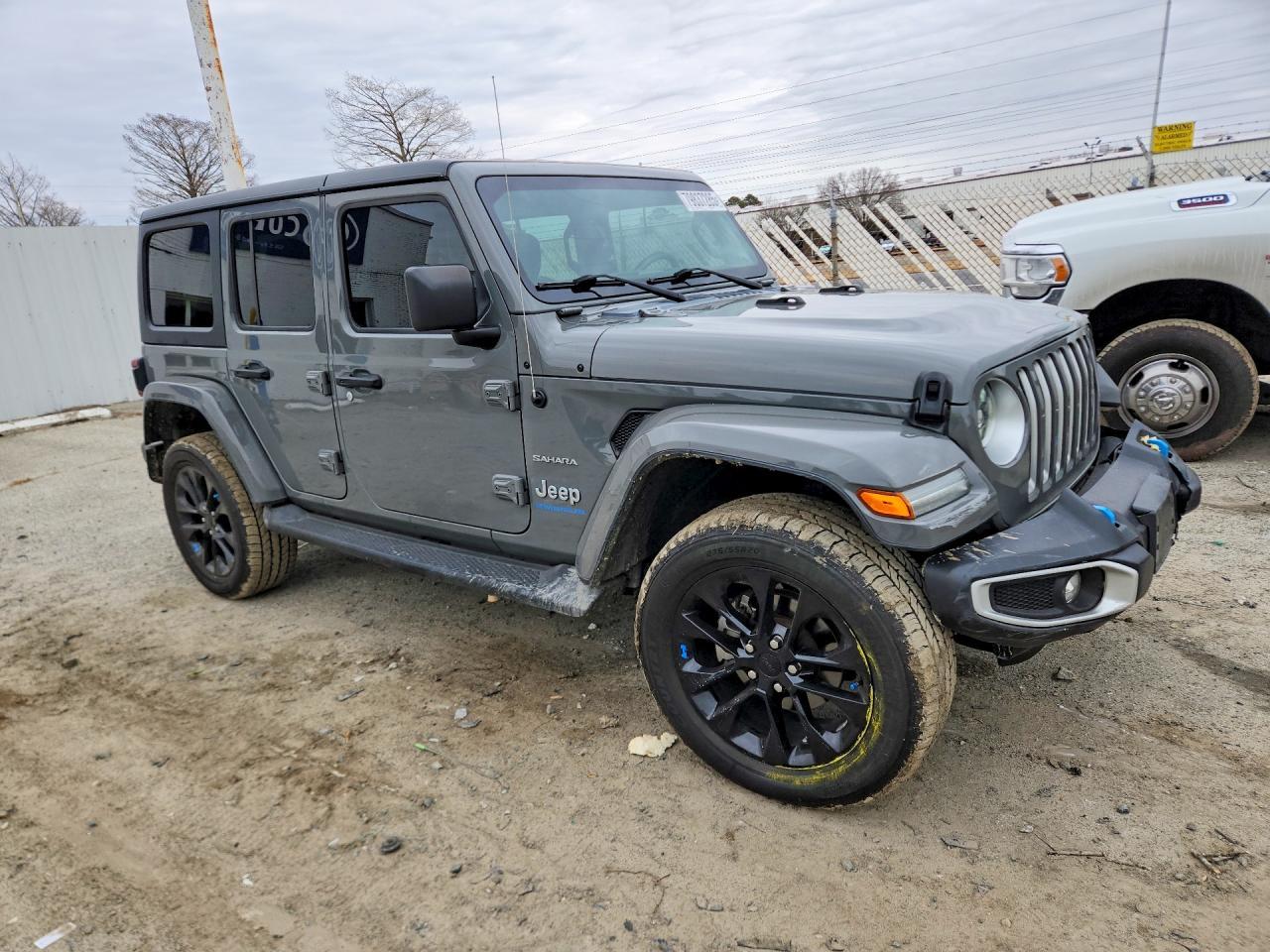 2023 Jeep Wrangler Sahara 4Xe - Фото 4